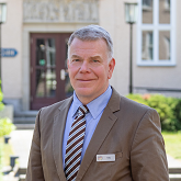 Porträt von Adrian Teetz