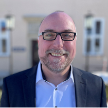 Porträtfoto von Dr. Mark Nuyken