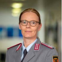 Porträtfoto von Oberstleutnant i.G. Katharina Benford