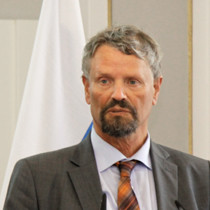Portraitaufnahme von Staatsminister a.D. Dr. h.c. Gernot Erler, MdB, Russlandkoordinator der Bundesregierung