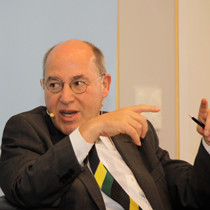 Portraitaufnahme von Dr. Gregor Gysi,Vorsitzender der Bundestagsfraktion der Linken