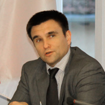 Porträtaufnahme des ukrainischen Botschafters Pavlo Klimkin