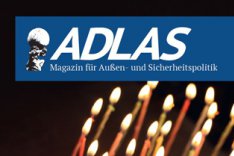 Das Bild zeigt die Titelseite der aktuellen Ausgabe des „ADLAS Magazin für Außen- und Sicherheitspolitik“ vom November 2015.