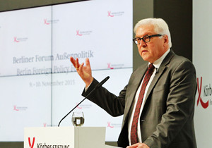 Außenminister Frank-Walter Steinmeier hält eine Rede auf dem Forum Außenpolitik 2015 der Körber-Stiftung am 10. November in Berlin