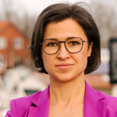 Porträtfoto der Autorin Hannah Neumann